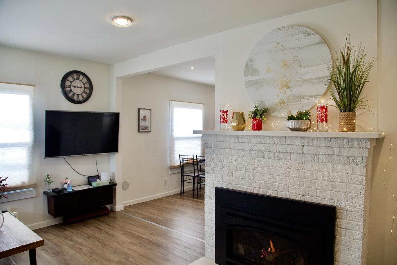 Cozy Home Conveniently Located With King Bed Tacoma Eksteriør billede